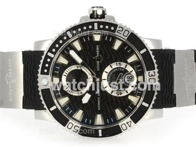 Ulysse Nardin Maxi Marine Diver Working Power Reserve Automatic with Black Dial and Bezel-Rubber Strap